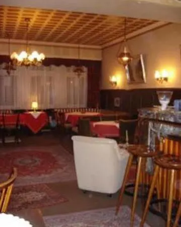 Hotell Am Schloss 2*