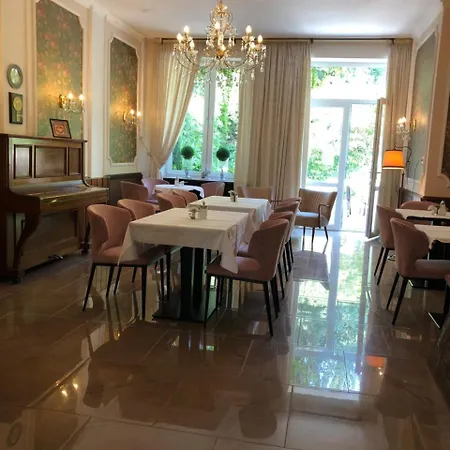 Am Schloss Hotel